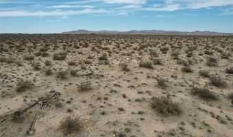 38 Beaver Rd, Adelanto, CA 92301