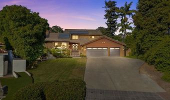 20 Lake Helix Dr, La Mesa, CA 91941