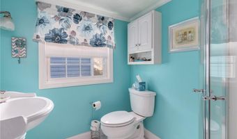 115 Bryant Rd, Cranston, RI 02852