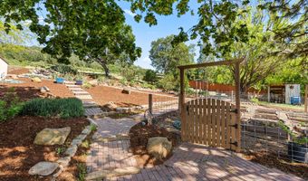 2140 N Valley View Rd, Ashland, OR 97520