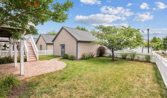 20400 CHARTER OAK Dr, Ashburn, VA 20147