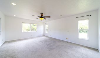 955 KUKUAU St, Hilo, HI 96720