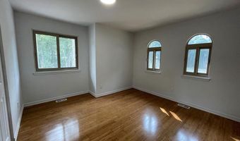 802 SALEM Ct, Atco, NJ 08004