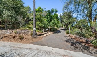 1340 Windsong Ln, Escondido, CA 92026