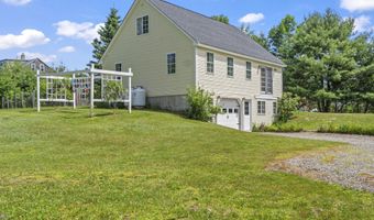 11 Old County Rd, Appleton, ME 04862