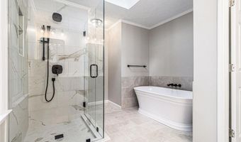 1802 Hedge Sparrow Ct NE, Roswell, GA 30075