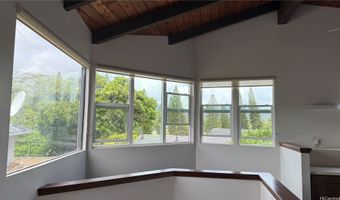 427 Paumakua Pl 2nd Floor, Kailua, HI 96734