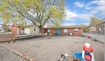 5043 Allen Rd, Allen Park, MI 48101