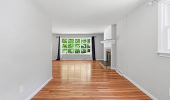 218 Blackstone St, Bellingham, MA 02019