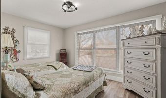 314 S 1st St, Austin, IN 47102