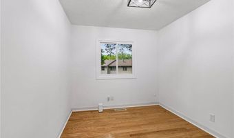 1432 Arden View Dr, Arden Hills, MN 55112