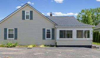 114 Interlochen Dr, Algonac, MI 48001