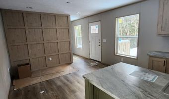8 Deepwood Dr, Brattleboro, VT 05301