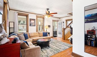 203 ALBANY Ave, Barrington, NJ 08007