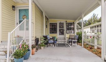 409 Avocado Dr, Barefoot Bay, FL 32976