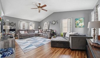 1906 Northgate Cir, Akron, OH 44320