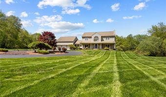 386 Tourtellot Hill Rd, Glocester, RI 02814