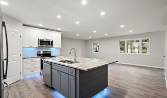 152 CAMELOT Cir, Berlin, MD 21811