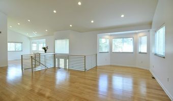 2019 Chalmers Dr, Ann Arbor, MI 48104