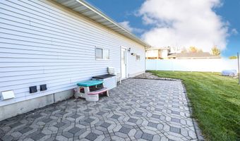 1524 N Harrison St, Aberdeen, SD 57401