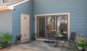 75 Bradford Ct, Aberdeen, NJ 07747