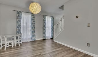 9310 Prestwick Green Dr, Columbus, OH 43240