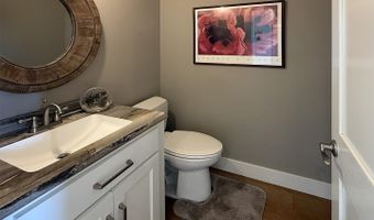 103 Andrews Ct, Alton, IA 51003