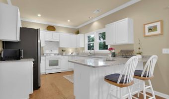 720 Highmeade Ter, Alpharetta, GA 30005