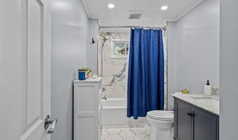 50 Circledale Dr, Cumberland, RI 02864