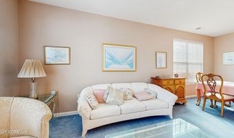 14 Edgewater Path, Barnegat, NJ 08005
