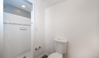 11 N EAST Ave, Baltimore, MD 21224