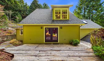 812 Diamond Dr, Arcata, CA 95521