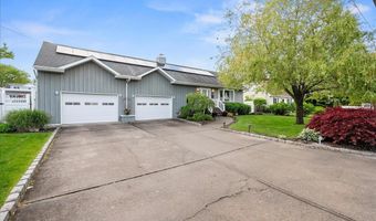 11 Stuart Ave, Amityville, NY 11701