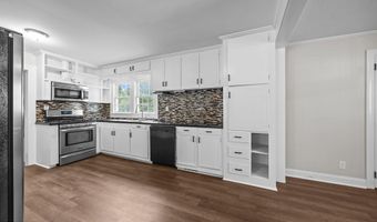4220 Montague Ave, Ayden, NC 28513