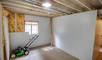 645 Elfgen St, Alton, IL 62002