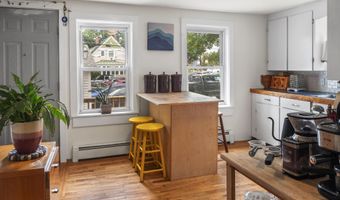 26 Wesley St Ct, Bath, ME 04530
