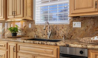 41810 Lakefront Dr, Aguanga, CA 92536