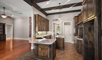 216 Meadowlands Dr, Brandon, MS 39047