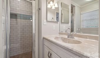 1818 Woodland Dr, Charlotte, NC 28205