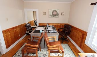 629 W Main St, Abingdon, VA 24210