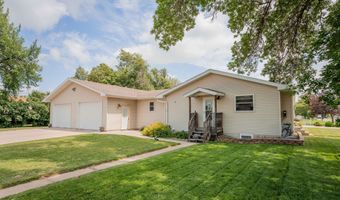 1907 Prospect Ave, Aberdeen, SD 57401