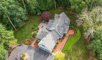 20 Beechwood Dr, Cranston, RI 02921