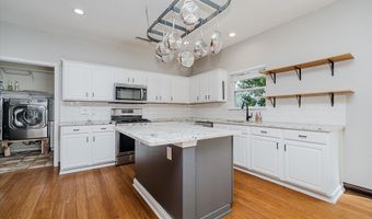 14897 Drayton Dr, Noblesville, IN 46062