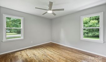 2840 Edsel Pl, Charlotte, NC 28205