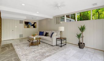 7413 REBECCA Dr, Alexandria, VA 22307