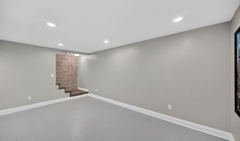 3706 SW Bluegrass Cir, Ankeny, IA 50023