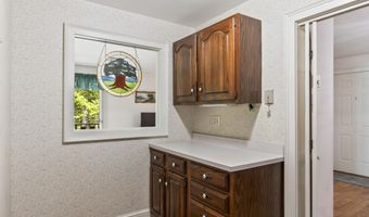 24 Parkwood Dr, Augusta, ME 04330