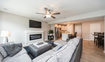 1053 NE 58th Ln, Ankeny, IA 50021