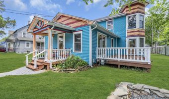 19 Center St, Barnegat, NJ 08005