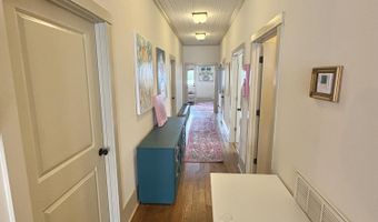 106 W Main St, Baldwyn, MS 38824